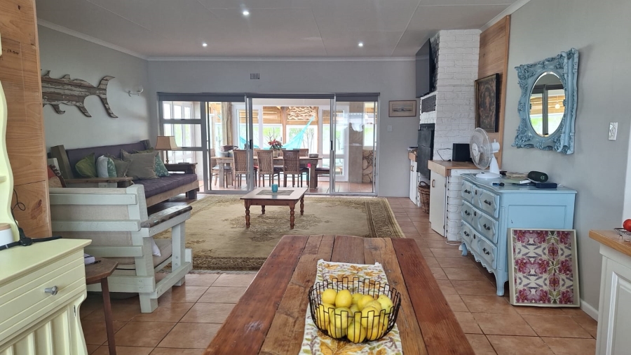 4 Bedroom Property for Sale in Stilbaai Wes Western Cape
